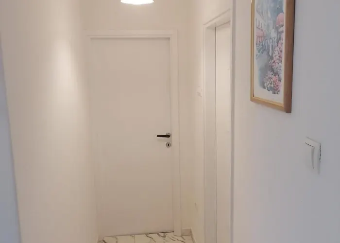 Lungomare 4 * Пула