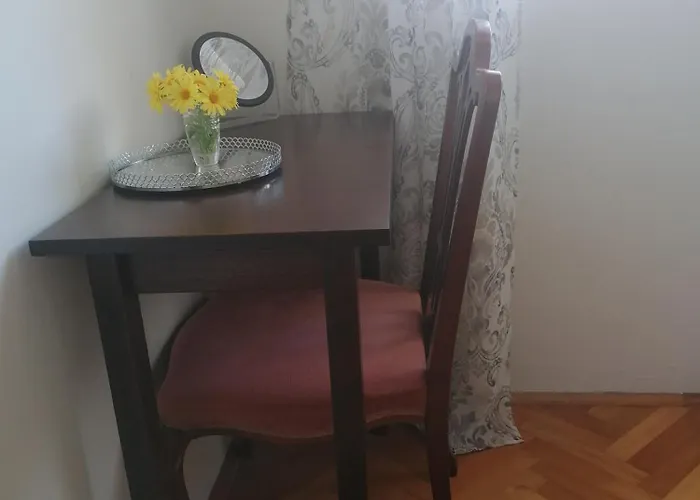 Lungomare 4 プーラ