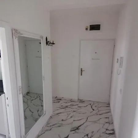 公寓 Lungomare 4 普拉